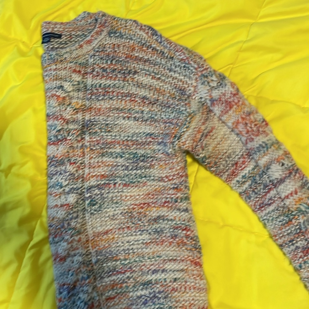 American Eagle sweater